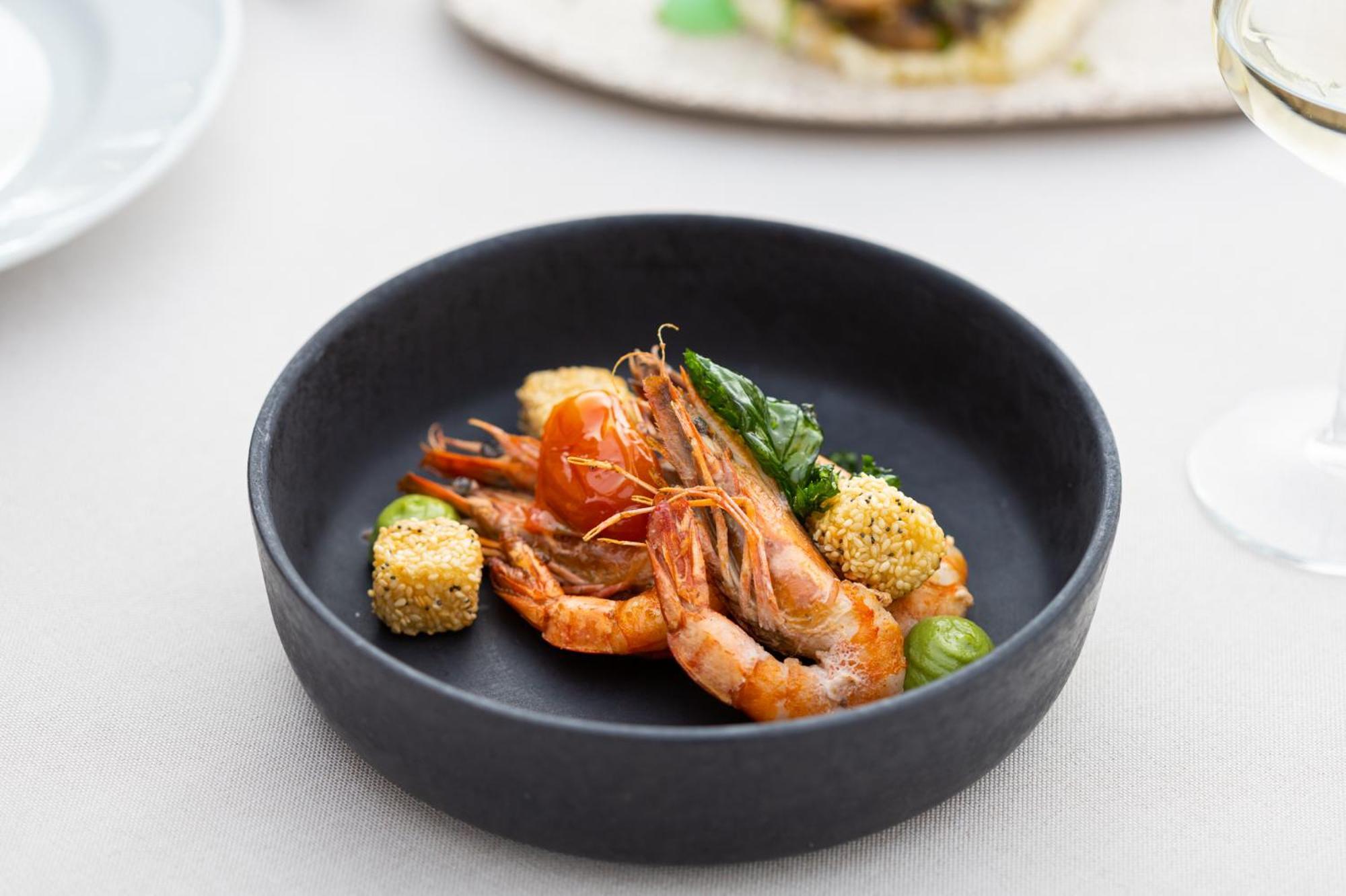 Hotel Du Lac Congress Center & Spa Ioannina Extérieur photo A prawn dish at the restaurant